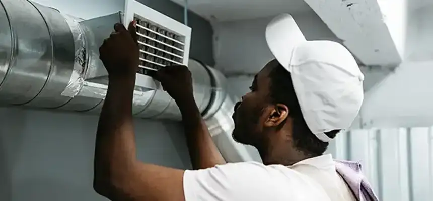 Our Licensed And Insured Cleaners in Crest Hill, IL